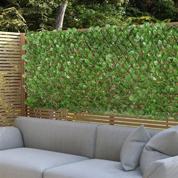 Expandable Trellis With Leaves